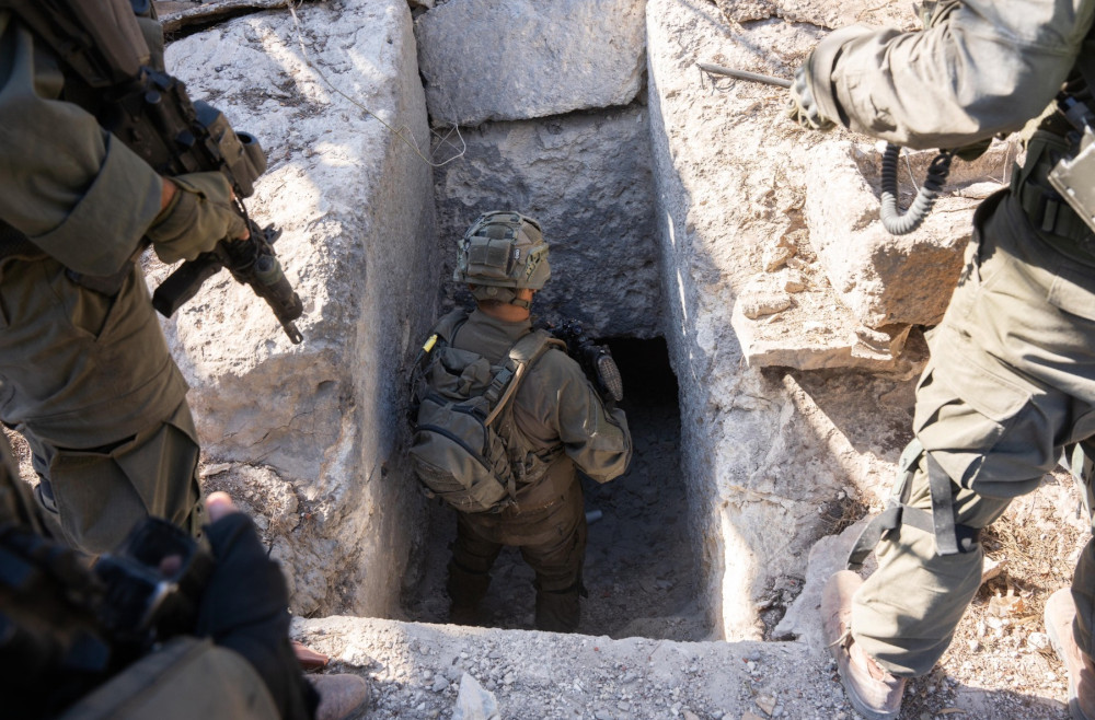 IDF troops discover tunnel