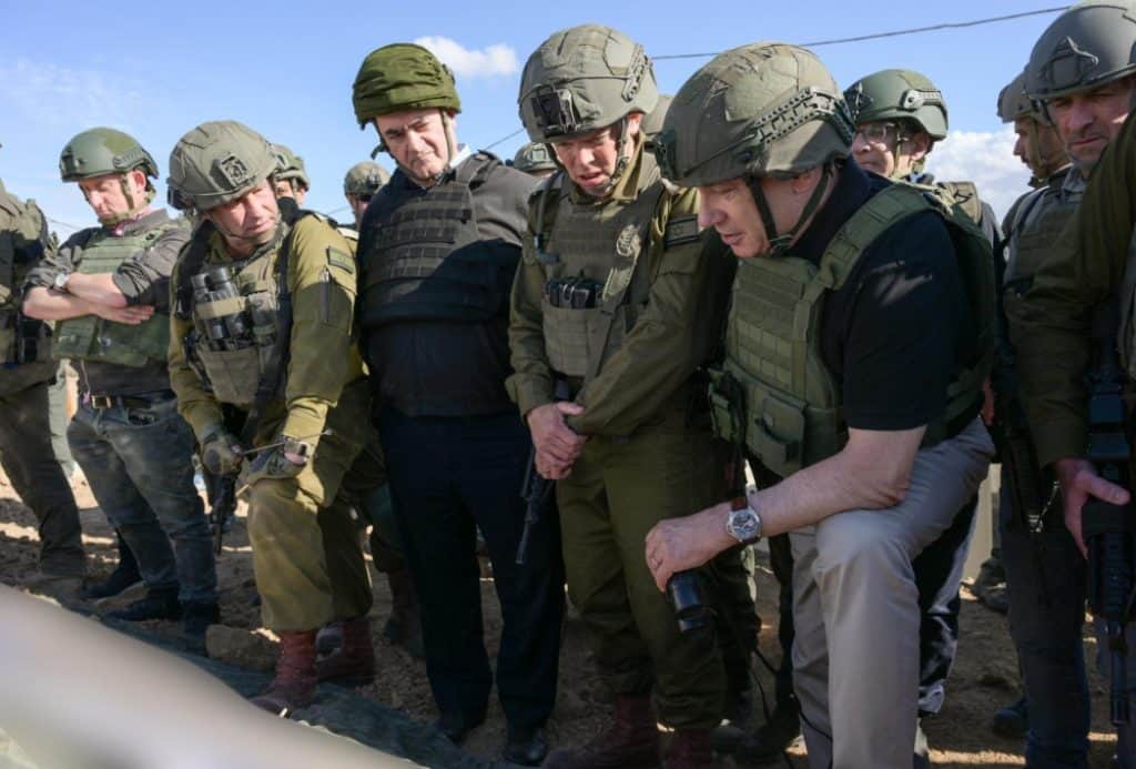 Netanyahu visits Netzarim Corridor